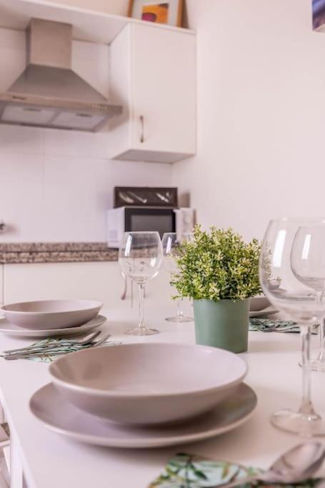 Apartamento Ronda De Triana 45 Siviglia Esterno foto