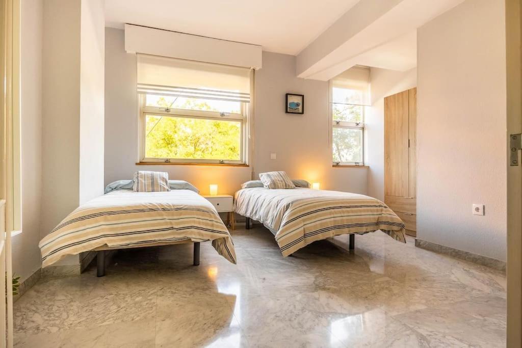 Apartamento Ronda De Triana 45 Siviglia Esterno foto