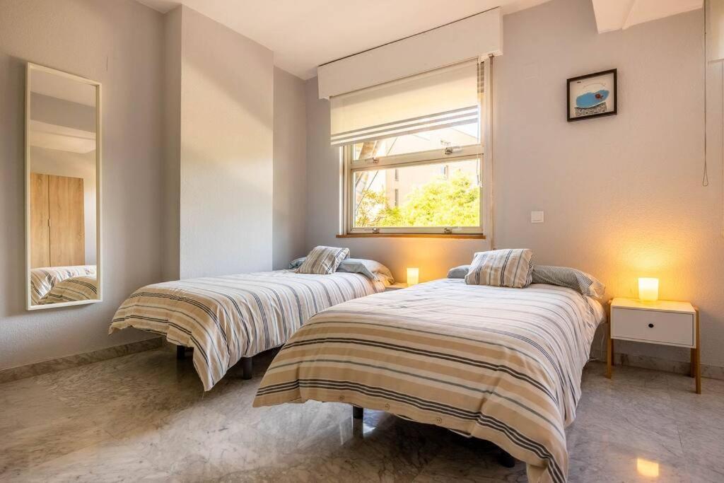 Apartamento Ronda De Triana 45 Siviglia Esterno foto