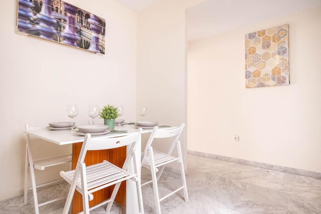 Apartamento Ronda De Triana 45 Siviglia Esterno foto